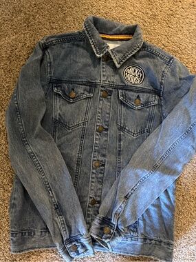 Disney Men's Light Blue Denim Jacket with Mickey Mouse Patch